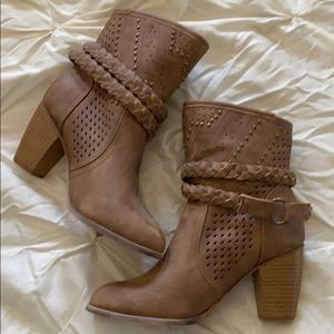 BRAND NEW Olivia Miller Bootie